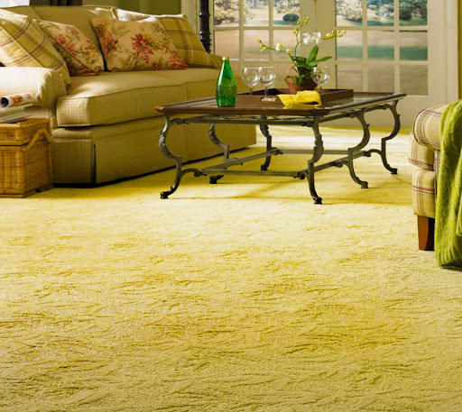 สีเหลือง