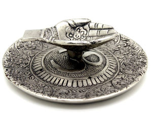 प्राचीन तैयार एल्यूमीनियम हैमसा हाथ धूप स्टिक शंकु धारक राख कैचर एरोमाथेरेपी डिफ्यूज़र धूप खड़े धार्मिक उत्पाद - Product Image 2