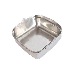 Top Trending Hecho a mano Decorativo Comida rápida Servir Bandeja de metal de latón Borde en relieve Bandeja decorativa para servir - Product Image 1