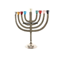 Décoration de la maison fait à la main moderne élégant juif Menorah bougeoir laiton Judaica Art Pâques luxe Unique personnalisable