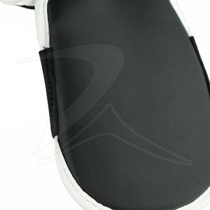 Diseño profesional Shin Pad PU cuero protección de alta calidad más vendido Kickboxing fútbol deportes pierna protectores calentadores - Product Image 3