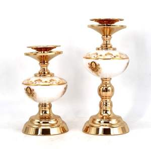 Tarros de metal para velas con soporte - Product Image 1