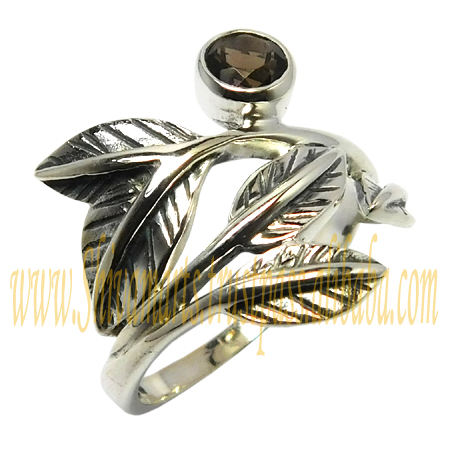 สีน้ำตาล