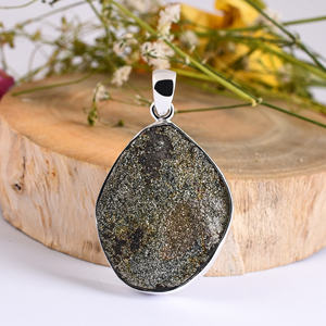 Colgante de plata de ley 925 con diseño de pirita rusa, colgante hecho a mano con piedras preciosas naturales - Product Image 2