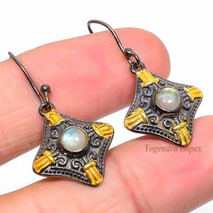 Boucles d'oreilles en argent sterling massif 925 faites à la main en forme de pierre précieuse Labradorite naturelle en forme de cadeau pour mariages et fêtes - Product Image 2