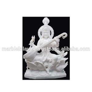 Statue de la déesse Saraswati en marbre - Product Image 1