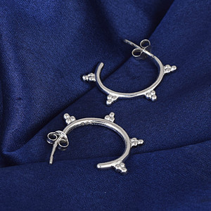 New Arrivals <b>Silver</b> <b>Huggies</b> Hot Sale 925 Sterling <b>Silver</b> Hoops Chunky <b>Earrings</b> White Hoop <b>Earring</b> Jewelry For Valentine Day Gift - Product Image 4