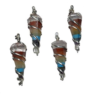 Vente en ligne de pendules à chakras collés Pendentifs en agate sculptée Pierres précieuses - Product Image 1
