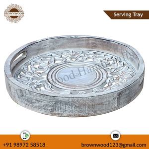 Plateau de service en bois de manguier sculpté à la main de forme ronde au design moderne Plateau de nourriture décoratif en bois pour l'exportation d'hôtels et de restaurants - Product Image 4