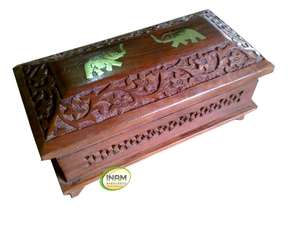 Belle et design boîte à bijoux en bois faite à la main avec incrustation en laiton - Product Image 2