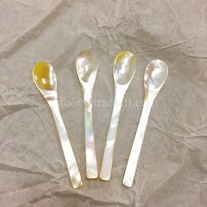 Cuillère miniature luxueuse en nacre jaune, cuillère à caviar, cuillère à épices, sûre à utiliser, taille 7-12 cm - Product Image 4