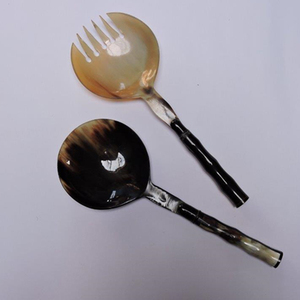 Accessoires de cuisine et de restaurant écologiques faits à la main, serveur à salade en corne de buffle, logo personnalisé, gadgets de cuisine uniques pour les hôtels - Product Image 4