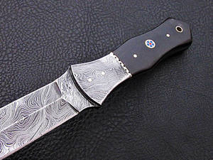 Couteau Bowie de Chasse en Acier Damas de Qualité Supérieure à la Main, Poignée Confortable, Couteau Skinner - Product Image 3