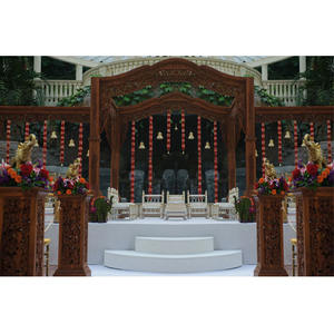 Mandap de Madera de Primera Calidad para Bodas, Mandap de Madera para Bodas Gujarati al Aire Libre, Mandap de Madera Exclusivo para Bodas al Aire Libre en Canadá - Product Image 1