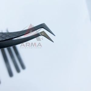 Pince à épiler d'extension de cils à pointe en fibre d'or Pointe pointue en acier inoxydable soutenue par plasma Logo Volume Nanotechnologie Pince à cils - Product Image 2