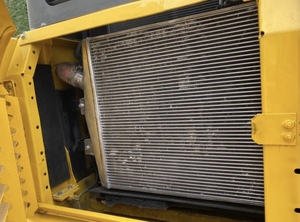 Komatsu รถขุด PC200-8 35ตันเครื่องยนต์ดีเซลไฮดรอลิคตีนตะขาบ PC220-6 PC210-7ใช้จากฟิลิปปินส์ - Product Image 5