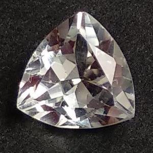 พลอยบุษราคัมสีขาวธรรมชาติขนาด4มม. 6มม. 8มม. ตัดเป็นล้านล้านอัญมณีสำหรับร้านค้าออนไลน์ขายส่งสำหรับทำเครื่องประดับในราคาโรงงาน - Product Image 1