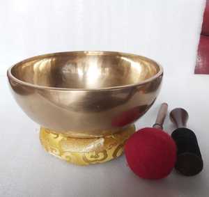 ถ้วยทองเหลืองสำหรับร้องเพลงแบบทิเบตทำด้วยมืองานฝีมือโลหะสไตล์ฮวงจุ้ยเนปาล - Product Image 1