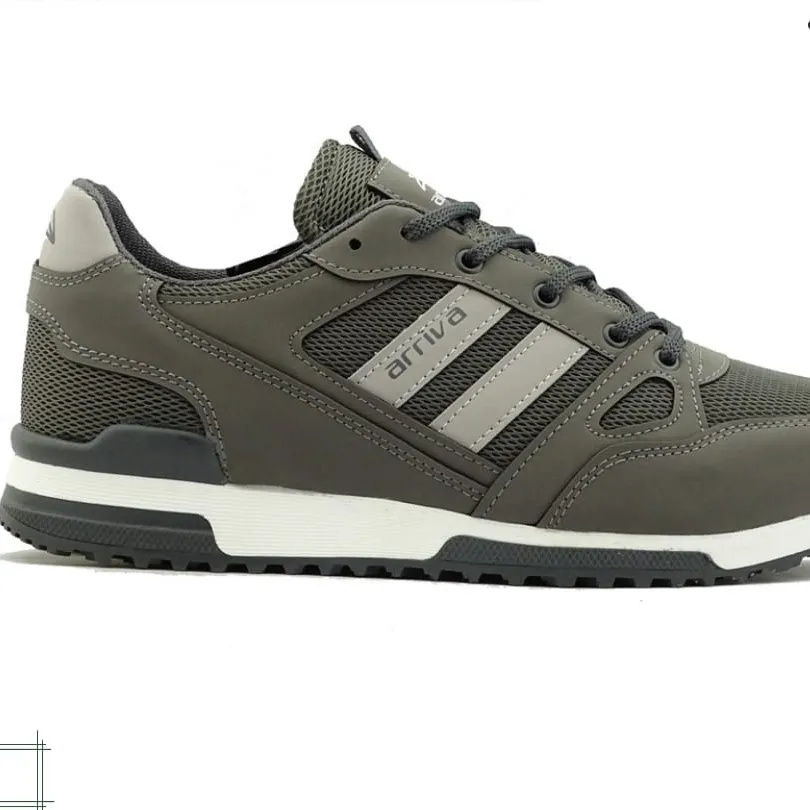 Comfortable and Breathable Walking Style Man Sport Shoes