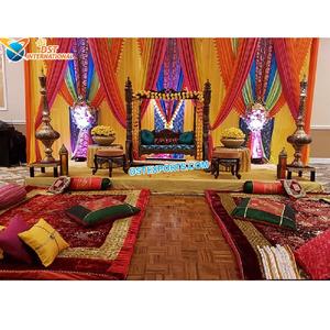 Décor de scène Mehndi exclusif avec balançoire thème coloré personnalisé scène Mehndi événement de mariage Rajasthani scène Mehndi - Product Image 1