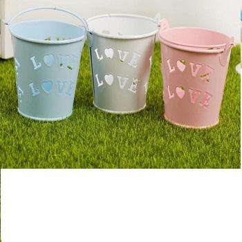 สีเขียวอ่อน