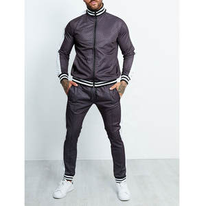 ชุดวอร์มแจ็กเก็ตมีฮู้ดพิมพ์ลายของผู้ชายเสื้อกันหนาว2ชิ้นพร้อมคุณสมบัติขนาดใหญ่พิเศษสำหรับเสื้อผ้ากีฬาฤดูหนาว - Product Image 3