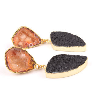 อัญมณีดรูซี่สีม่วงธรรมชาติแบบดรูซี่และสีชมพู,ต่างหูแฮนด์เมดปรับได้แบบห้อยชุบทองด้วยไฟฟ้า - Product Image 4