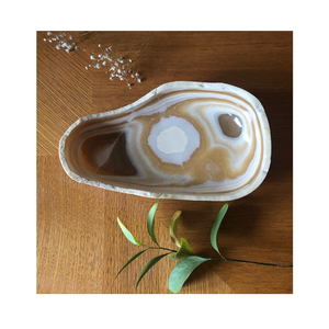 Bol en Onyx avec bord brut irrégulier Artisanat en pierre à bas prix en forte demande - Product Image 3