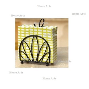 Porte-mouchoirs en fer noir fait à la main nouvelle conception porte-serviettes de forme et de taille personnalisées à bas prix - Product Image 1