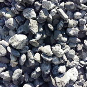 Jiabun — pierre noire naturelle polie pour décoration, pavé original vietnamien - Product Image 1