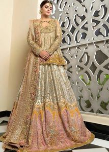 Beau matériel traditionnel en velours Kurta Lehenga orné de perles de verre cristal Resham Zardozi Work Mariages Fêtes - Product Image 2