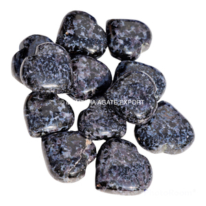 Venta al por mayor grande hecho a mano índigo Gabbro hinchado corazón cristal piedras preciosas corazones semipreciosas artesanías de ágata Muntaha Exports - Product Image 1