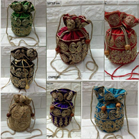 Pochette Potli de mariage, sac à main traditionnel indien, pochette de soirée, pochette de mariée, pochette bohème pour femme avec cordon de serrage et perles, 7 pouces