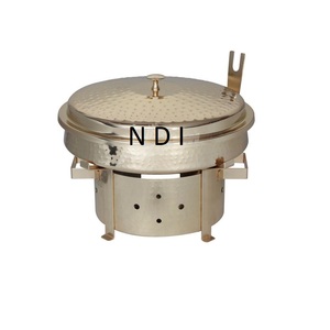 Plato de frotamiento sostenible decorativo hecho a mano con soporte de quemador Calentador de alimentos de alta calidad estándar Plato de frotamiento de buffet - Product Image 1