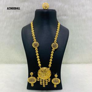 ชุดสร้อยคอพร้อมจี้รูปดอกไม้แบบกล่อง ชุบทอง น้ำหนักหนึ่งกรัม สำหรับผู้หญิง - Product Image 1