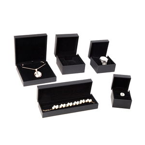 Boîte plastique personnalisée pour montre et bijoux, idéale comme coffret cadeau - Product Image 2