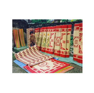 Fabrication de tapis en jonc / Tapis en jonc de mer naturel du Vietnam - Product Image 1