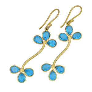 Boucles d'oreilles pendantes en argent 925 plaqué or, serties de topaze bleue, forme goutte d'eau, fabrication artisanale, boucles d'oreilles à crochet pour femmes - Product Image 1