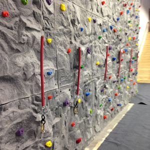 FRP Sợi Thủy Tinh Gia Cố Nhựa Leo Núi Tường Mạnh Mẽ Hấp Dẫn Trong Nhà Ngoài Trời Sử Dụng Phiêu Lưu Công Viên Vườn Trampoline Công Viên - Product Image 1