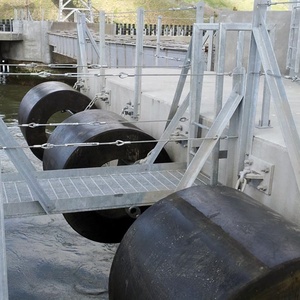Custom Marine Dock Super Arco Parabordo In Gomma Pad per Vari Berths con di Alta Assorbimento di Energia - Product Image 6