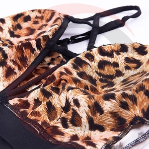 Custom Made Wholesale Yoga Fitness Wear Sublimation Bra And <b>Legging</b> Set - Product Image 5