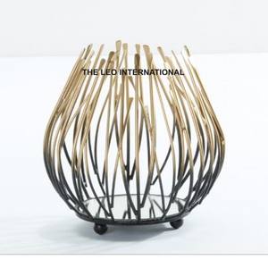 Portavelas 2 en 1 con Acabado Dorado Brillante, Material de Acero Inoxidable y Vidrio, Diferentes Estilos Disponibles, Precio Accesible - Product Image 2