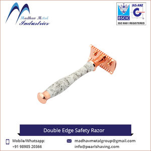 La Mejor Maquinilla de Afeitar de Doble Filo con Mango de Latón y Hojas de Acero Inoxidable - Product Image 2