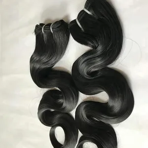 Fasci di capelli vergini umani Remy all'ingrosso fasci di capelli grezzi brasiliani per donne nere, fornitore di capelli umani del tempio dall'india