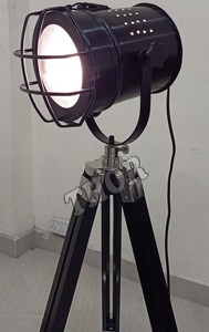 Projecteur nautique Antique à led, lampe sur pied noire à collectionner, trépied, hauteur réglable, pour chambres à coucher - Product Image 4