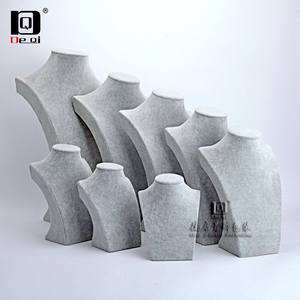 Exhibidores de Joyería DEQI Personalizados de Fábrica, en Terciopelo, Lino y Cuero PU, Duraderos, en Varios Tamaños, para Collares, Colgantes y Cadenas - Product Image 3