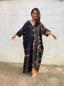 Vestido Holgado Estilo Boho 2026 para Mujer, Vestido de Verano con Estampado Tie Dye Negro, Kaftan con Manga 3/4, Cuello en V, Abertura Lateral, Vestido Maxi para Playa - Product Image 5