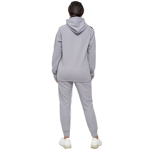 Active Wear Jogger con capucha de lana de algodón para mujer a prueba de viento y transpirable cremallera chándal conjuntos de talla grande para invierno - Product Image 6