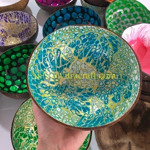 Cuenco de coco lacado, cáscara de huevo con incrustaciones pulidas, artesanía vietnamita, 100% - Product Image 2