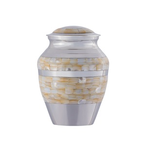 Urne en nacre pour affichage à domicile Niche Columbarium Services funéraires en métal Fournitures funéraires pour l'enterrement des cendres humaines - Product Image 1